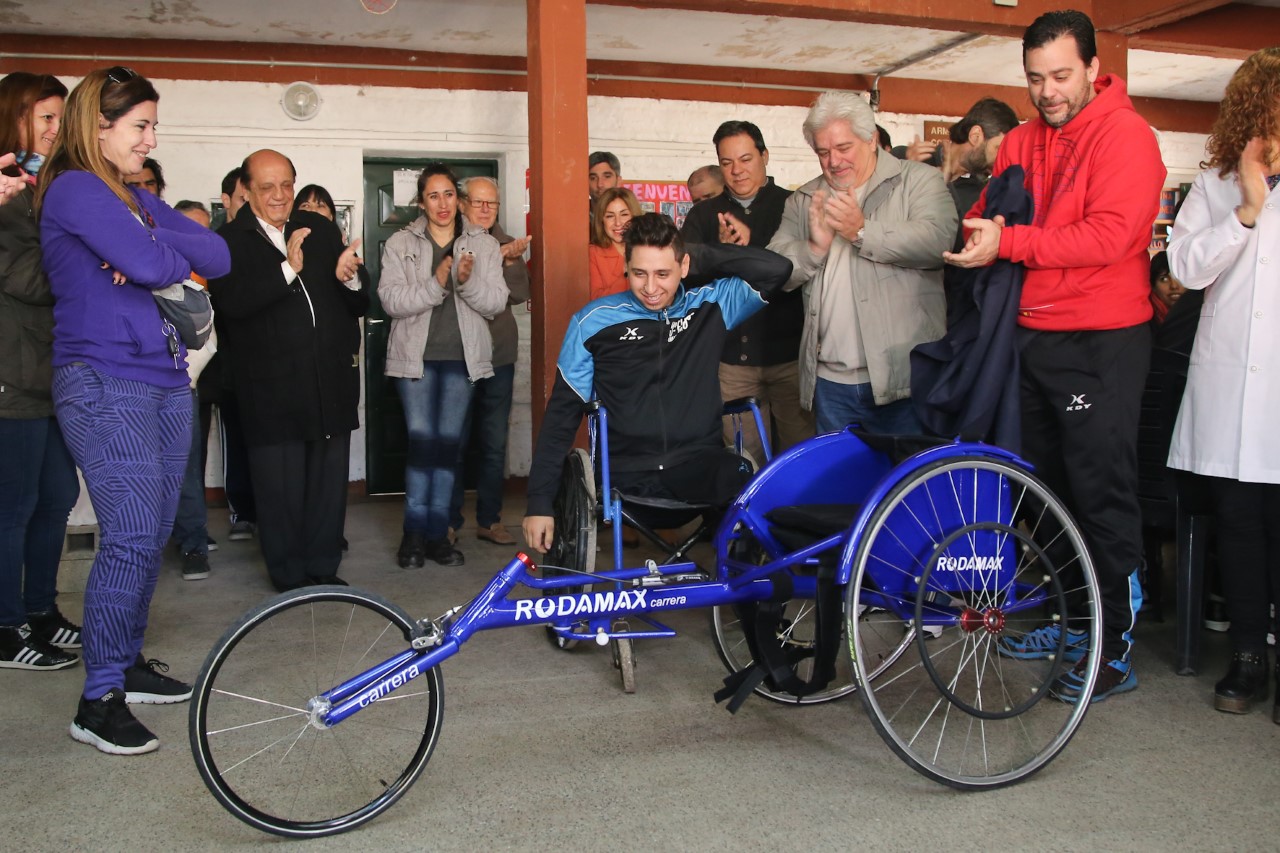 sillla de ruedas de competicion para atletas discapacitados en buenos aires